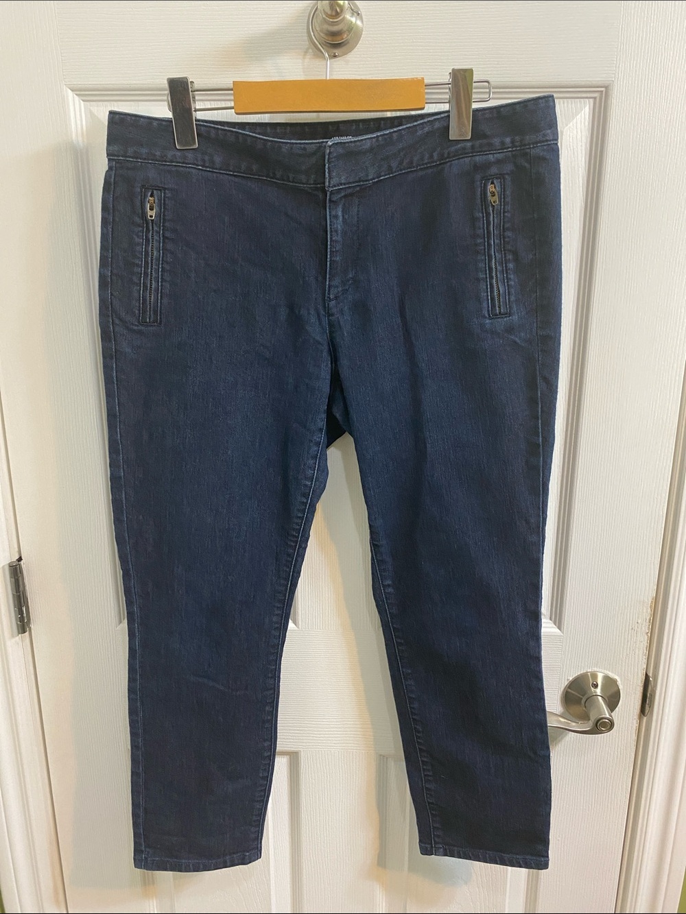 Ann Taylor LOFT Modern Crop Stretch Dark Denim Capri Jeans Womens Size 10 Spring